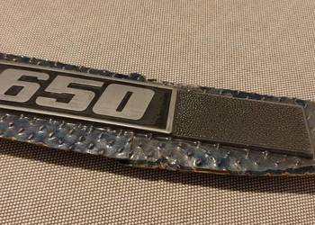 Fiat 126p 650 MALUCH NOWY ZNACZEK KLAPY TYŁ BAMBINO PRL SUPER STAN ORYG.