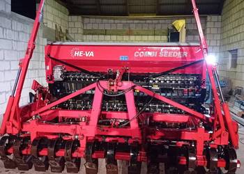 Agregat uprawowo siewny He-va Pottinger 3 metry-nabudowany