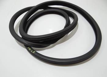 USZCZELKA DRZWI LEWY PRZÓD PRAWA PRZEDNIA BMW F10 F11 OE