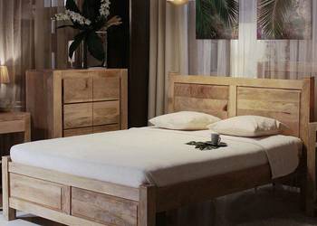 Drewniane stylizowane łóżko 160x200