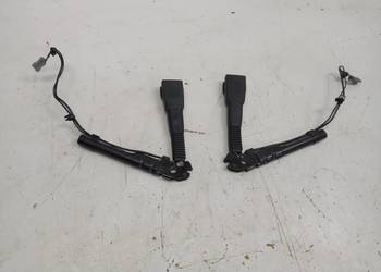 BMW E90 E91 E87 E82 E84 E92 Napinacz pasa przód prawy lewy  7213563