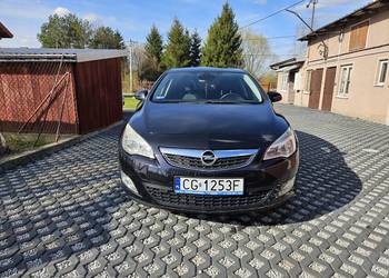 Opel Astra J Cosmo