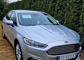 Ford Mondeo - polski salon
