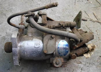 Rotodiesel Peugeot 504 Pompa wtryskowa Roto diesel fuel pump