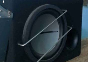 Skrzynia basowa magnat Clarion Pioneer radio