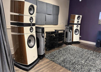 Focal - Grande Utopia EM EVO (Pair) - Natural Walnut Finish - BRAND NEW!!!