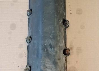 Pokrywa zaworów lewa silnik EKG 2009-2012 3,7L V6 Jeep Liberty
