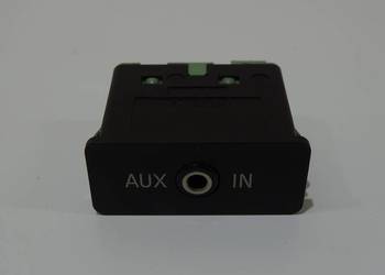 GNIAZDO AUX IN BMW 5 E60 E61 OE 6986791