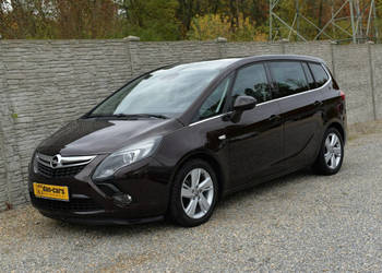 Opel Zafira 1.4 140KM Cosmo Panorama Kamera Czujniki Półskóra 7 foteli C (… Opel Zafira 1.4 140KM Cosmo Panorama Kamera Czujniki Półskóra 7 foteli C (…