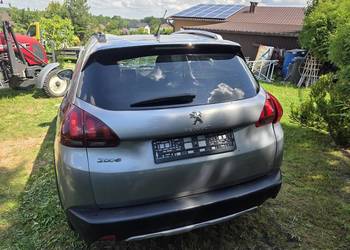 Peugeot 2008 uszkodzony