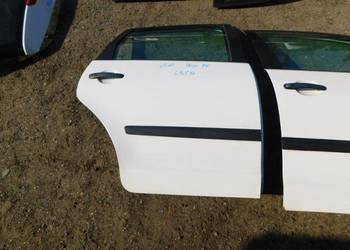 polo 9N drzwi kolor LB9A nr 4510 WYSYŁKA