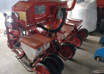 Siewnik do kukurydzy Becker aeromat T 6 rzędowy z podsiewaczem nawozu