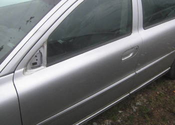 Drzwi plewe przednie lewy przód srebrne 426-26 Volvo v70 II 00-07