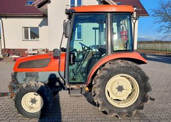 Kioti EX50 HST 50KM klimatyzacja przedni TUZ