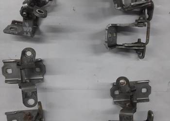 Opel Insignia A Zawias drzwi górny  prawy tylny prawy tył