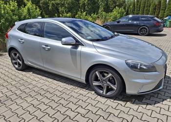 Volvo V40 T4 180 KM Automat | Panorama | Kamera | Navi | Alcantara | 98 895
