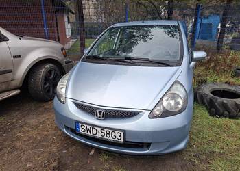 Honda Jazz 1.4e pali jeździ skręca hamuje