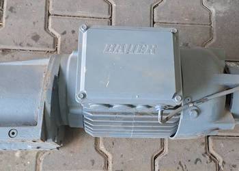 Motoreduktor Bauer 0,45/0,9kw 67/135 obr/min G12-11/DP1A84