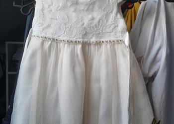 Elegancka sukienka na chrzest
