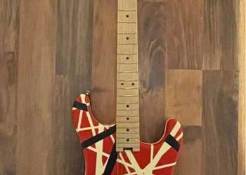 Gitara elektryczna EVH 5150 Red Stripe, Made in Mexico