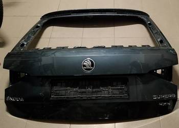 Tylna klapa bagażnika Skoda superb III 3 kombi combi  ładna grafit