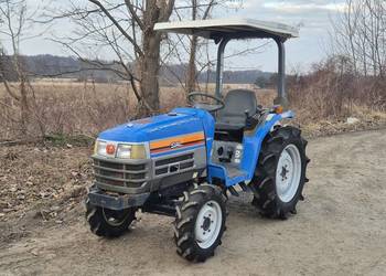 Traktorek traktor ISEKI TF223F 22KM 4×4 Wspomaganie Kierownicy