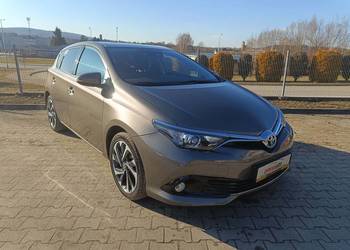 Toyota Auris II Hatchback 5d Facelifting 1.2 D-4T 116KM 2017