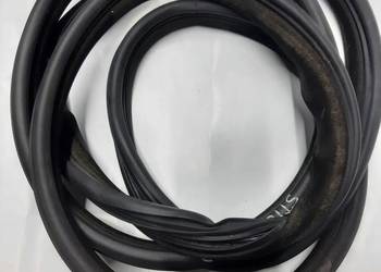 Fiat Stilo 3 drzwi uszczelka drzwi prawych pasażera