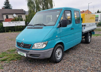 Mercedes Sprinter (Nr. 102) 2,2 CDI , paka 2,7 m, 2004 rok Doka 7 osób