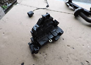 Zamek drzwi prawy tył Ford focus mk1 1.8 TDCI