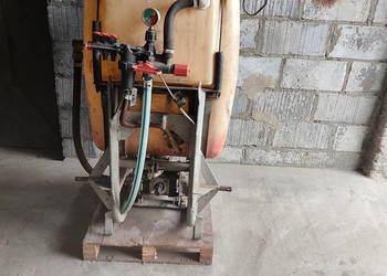 Opryskiwacz zawieszany 400l