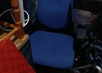 krzesło niebieskie granatowe