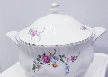 Porcelanowa waza z prl-u Chodzież z delikatnym defektem