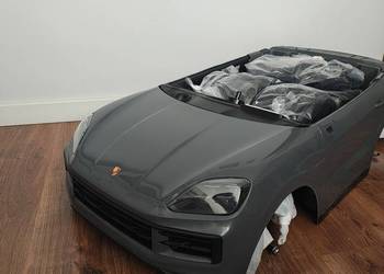 Samochód Porsche Cayenne na akumulator z pilotem