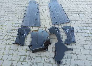 Osłona podwozia Audi A4 B7 prawa 8E0825208D lewa 8E0825207B