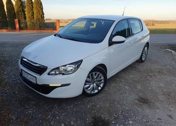 Peugeot 308 - Mały miejski samochód