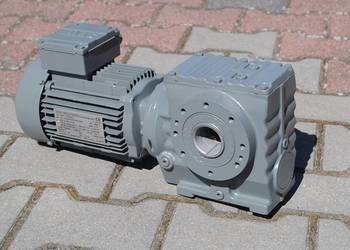 Motoreduktor kątowy 0.75kw. 60obr./min.. Firmy SEW