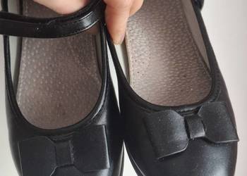 Czarne,mieniące się buty wizytowe, balerinki dla dziewczynki r. 32