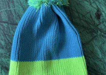 Czapka zimowa z pomponem unisex kolorowa z akrylu beani