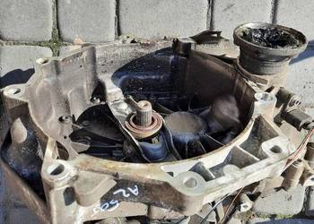 skrzynia biegów vw Audi a2 1.4 benz nr 02t301103 XX1