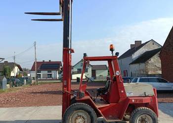 Wózek widłowy terenowy MANITOU MC20 N