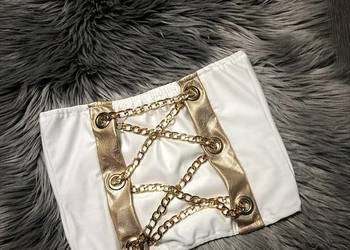 Top opaska na biust biały złote łańcuszki