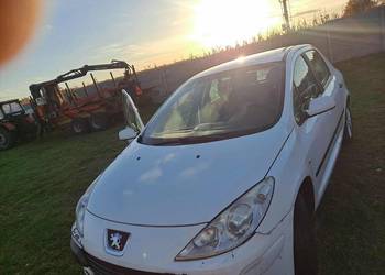 PEUGHOT 307 1,6 HDI D-Sign z 2007r.