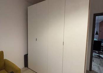 Szafa 4-drzwiowa  SIMPLE VOX