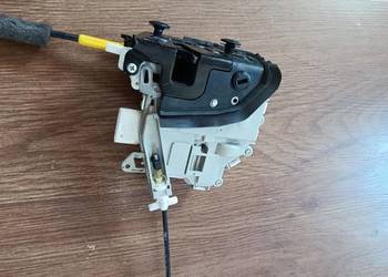 Audi zamek drzwi tylne lewe 4/5DR 8K0839015B