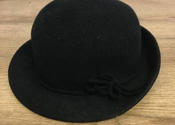 Kapelusz damski, melonik, beret PRL