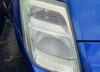Citroen c2 lampy przednie lewa / prawa