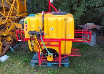 Opryskiwacz 800l 12 lance