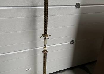 Piękny wolnostojący wieszak Mosiężny