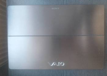 Sony Vaio SVF15NB1GM - oryginalna klapa z matrycą i zawiasami